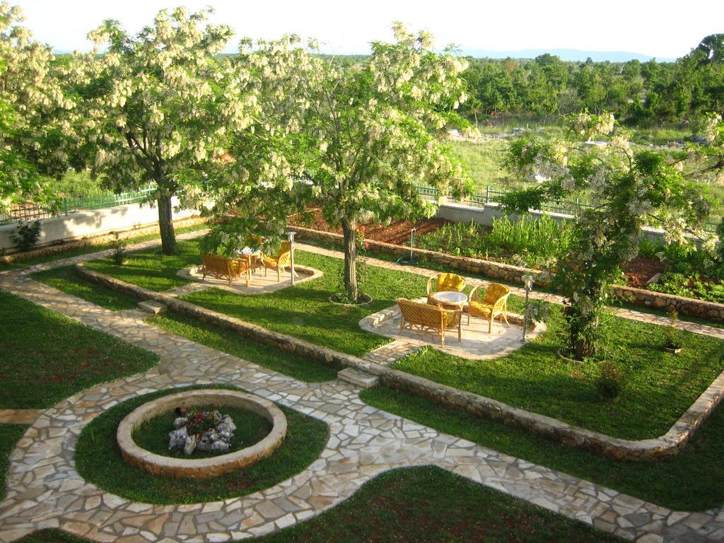 Agrotourism Galic Krka Hotel Drinovci Quarto foto